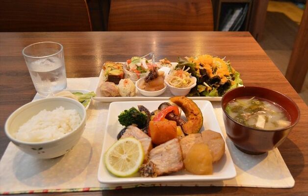 野菜と優しさが詰まったランチセット