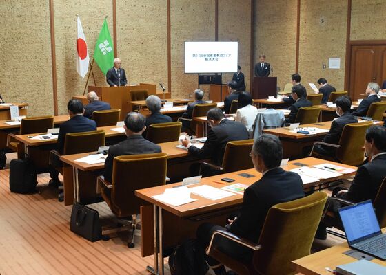 全国産業教育フェア栃木大会に向け、初めて開催された実行委員会＝23日午前、県公館