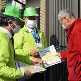 県警「サギ・撃隊」１カ月半で400戸超訪問　特殊詐欺被害防止活動に記者が同行
