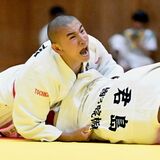 柔道個人で足利一勢、男子４階級制覇　陸上３年男子砲丸投げは藤沼（美田）が大会新Ｖ　栃木県中学総体