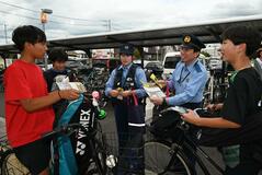 LRT内や停留場 犯罪防止呼びかけ