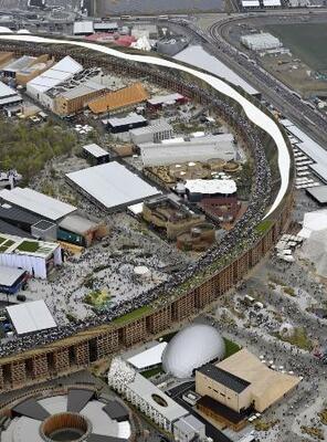 大阪・関西万博会場の大屋根リング＝２０２５年４月、大阪市此花区の夢洲