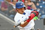 米大リーグ、岡本は３安打３打点
