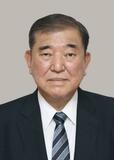 石破氏、日本国旗損壊罪に疑問