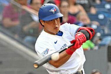 米大リーグ、岡本は３安打３打点