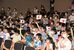 パブリックビューイングの会場で水沼選手を応援する市民ら