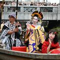歌麿の世界観優雅に再現、花魁華やかに「歌麿道中」　栃木市・巴波川