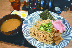 麺や　五郎 濃厚魚介白湯つけ麺（ゆず入り） 