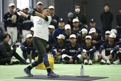 イチローさん 高校生を指導