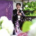 栃木市出身の演歌歌手が初の凱旋ライブ あじさい坂で美しい歌声を披露 「市の魅力を全国へ」