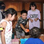 那須塩原の小６古谷さん　駄菓子屋コーナー開設　「子どもの居場所少ない」…