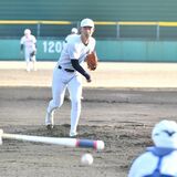 長身から投げ下ろす佐野日大・山田　「直球で三振取りたい」　23日センバツ初戦　指揮官の采配にも注目