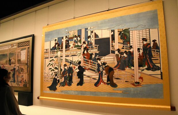栃木市美術館で展示されている「深川の雪」の高精細複製画=5日午後、栃木市入舟町