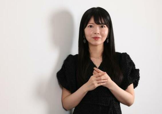 　新作アルバムを発売した山田磨依