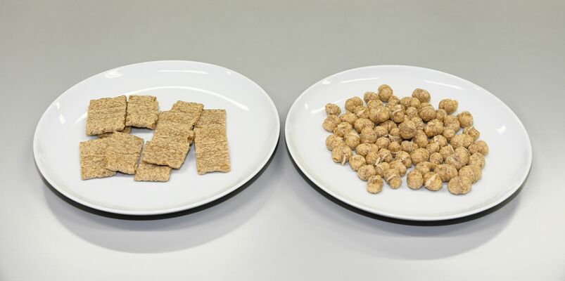 大麦ぬかと米粉を使って試作したスナック菓子