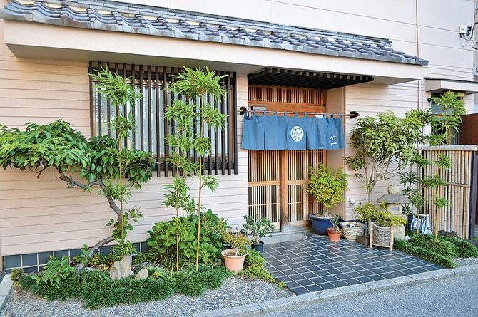 鑁阿（ばんな）寺西、北仲通りから細い路地を入ったところ