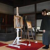 市ゆかりの若手芸術家の力作並ぶ　宇都宮・旧篠原家で油彩画、アクリル画など12点