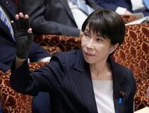 首相、選択的夫婦別姓に「慎重」