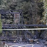 足利で建物火災