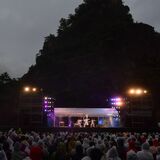 採石場跡に熱狂再び　４年ぶりにコンサート開催　大物アーティストも出演　栃木