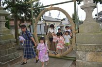 佐野で「茅の輪くぐり」