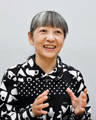 　通崎睦美