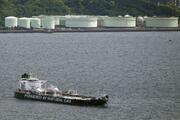 原油安、交戦開始前水準に