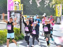 宇都宮の街なかを競わず楽しく快走　「ミヤラン」記念の15回目　名物は「…