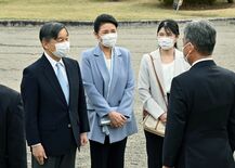 両陛下と愛子さま、御料牧場入り　ご一家でご静養　宿泊ご静養は３年半ぶり