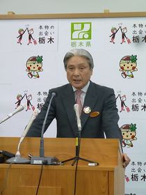 アベノミクス「効果一部」／選挙争点に違和感も／会見で福田知事