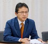 認知症の新薬治療、人員逼迫