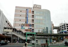 小山駅西口・ロブレでマルシェ　180店出店、子ども駅長撮影ブースも　４～６日など