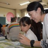 オオムラサキきれいだね　子育て・親育ち講座、親子ら31人参加　壬生