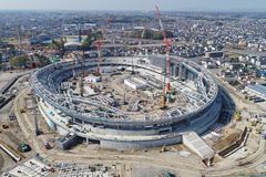 栃木県の新スタジアム、工事終盤