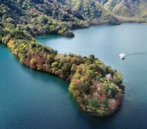 奥日光・八丁出島の紅葉