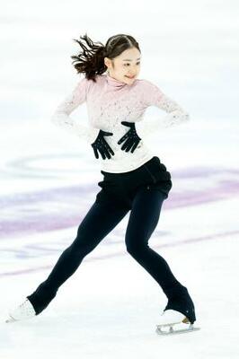 　公式練習で調整する島田麻央＝タリン（共同）