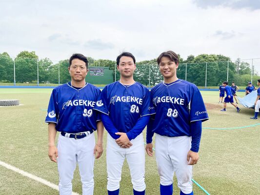 補強選手としてチームに新たな風を吹き込む（左から）野中、中島、樫村（エイジェック提供）