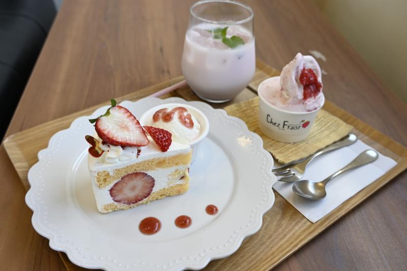 グルメ探訪】新鮮イチゴふんだんに とちあいかショートケーキの