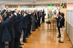 茂木氏が事務所開き　「日本のトップに」　衆院選栃木５区