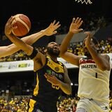 ブレックス　三遠に競り勝ち３連勝