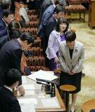 【夕刊】過去最大１２２兆円予算成立