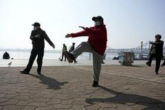 中国、介護保険本格導入へ