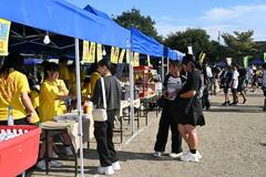 みこしや露店 夏まつり満喫