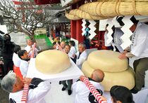 大鏡餅奉納　高根沢