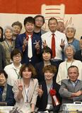 卒業生ら旧交温める