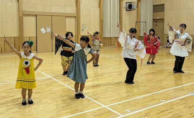 本番を前に稽古に励む子どもたち（Ｋ＆Ｋミュージカル提供）