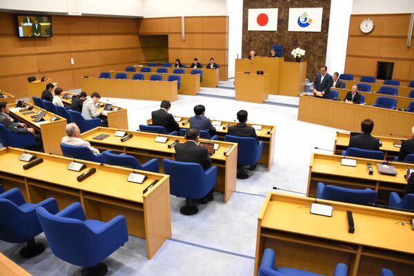 前副市長退任の経緯が説明された市議会全員協議会