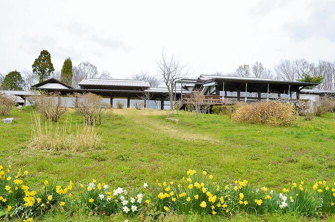 里山の丘にある「いわむらかずお絵本の丘美術館」