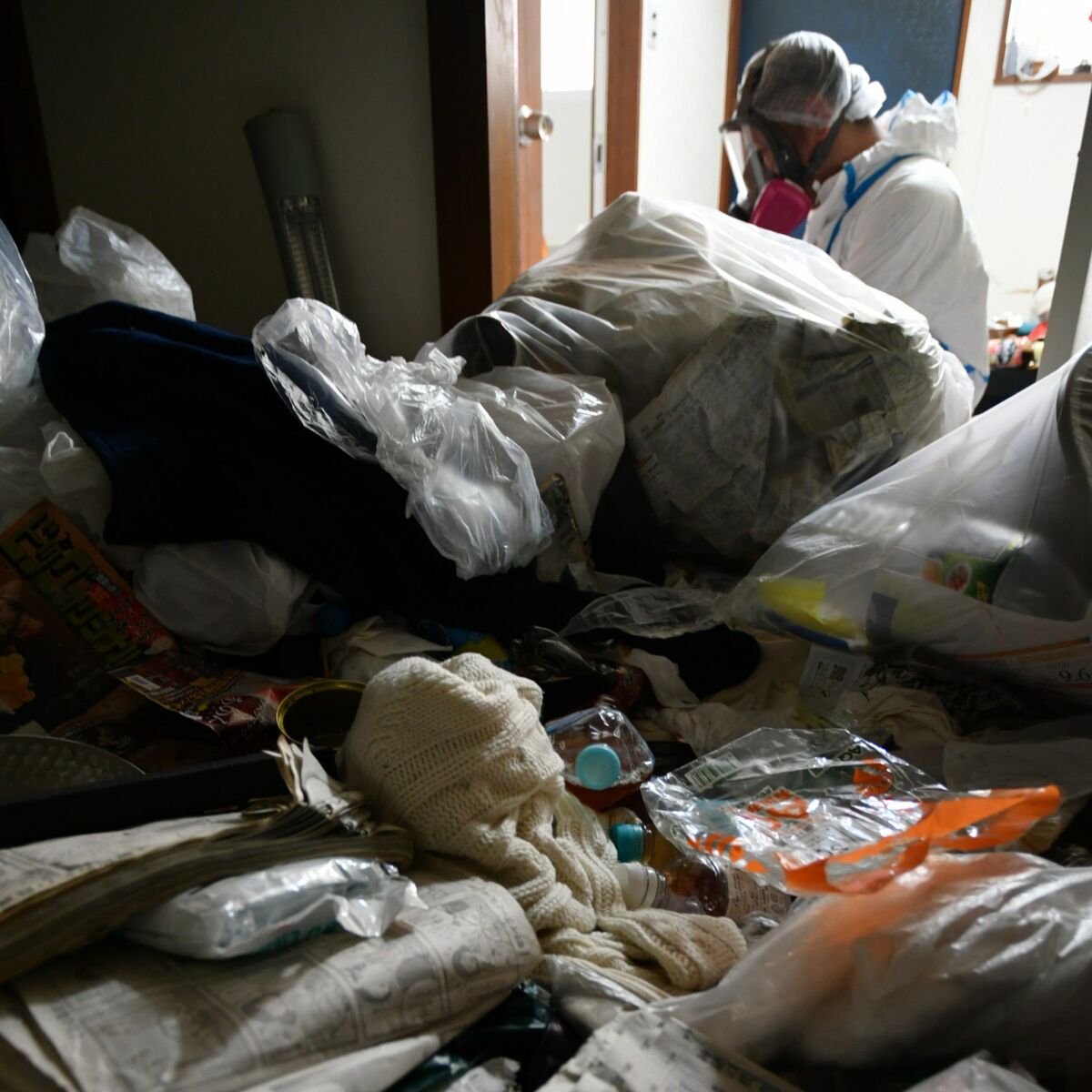 ルポ】孤独死の現場、特殊清掃業者に同行 栃木県内の孤独死、4人に3