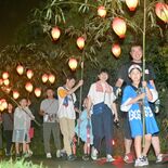 雨上がりの宵闇照らす提灯行列　鹿沼・磐裂神社で６年ぶりに天王祭　100…